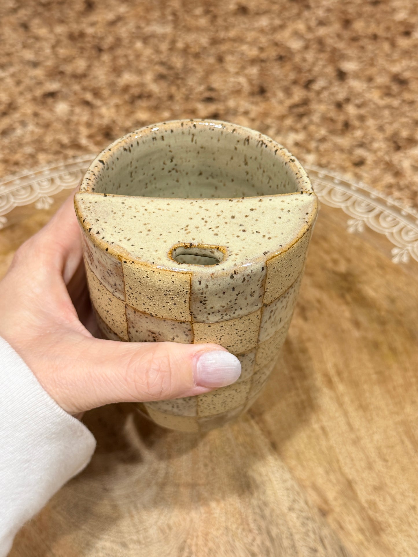 Checkered sippy tumbler