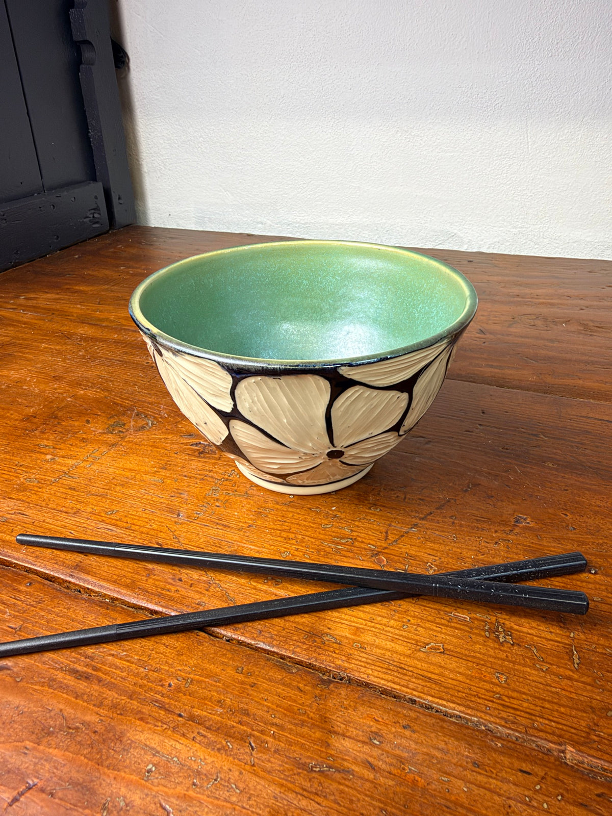 Floral Hand Carved Ramen Bowl - Ivy B
