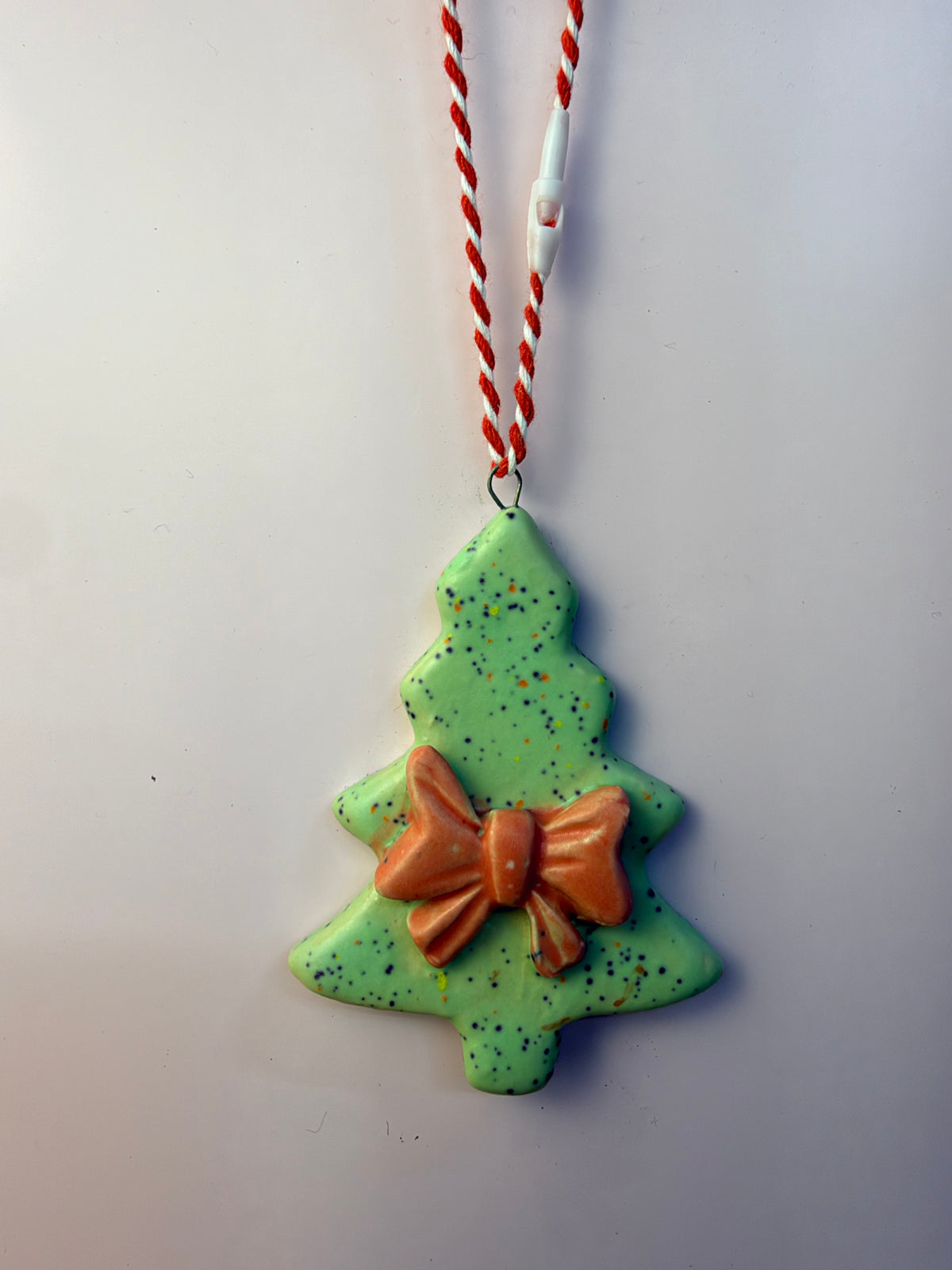 Mint Speckle – Pink Bow Ornament D