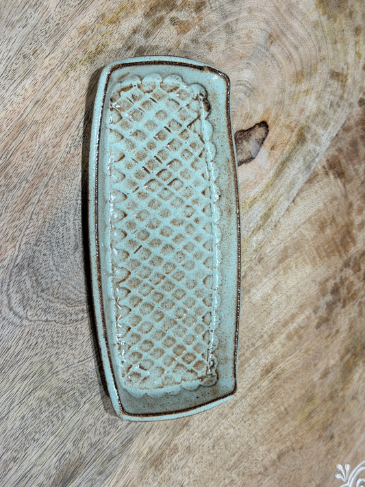 Small trinket dish/cracker plate