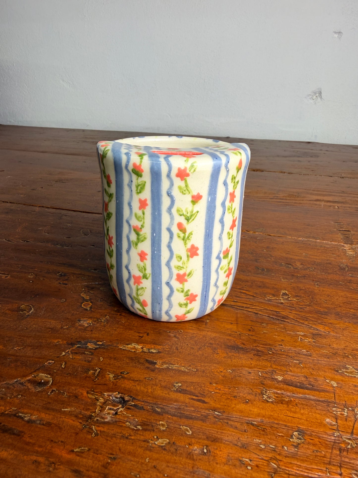 Floral sippy tumbler