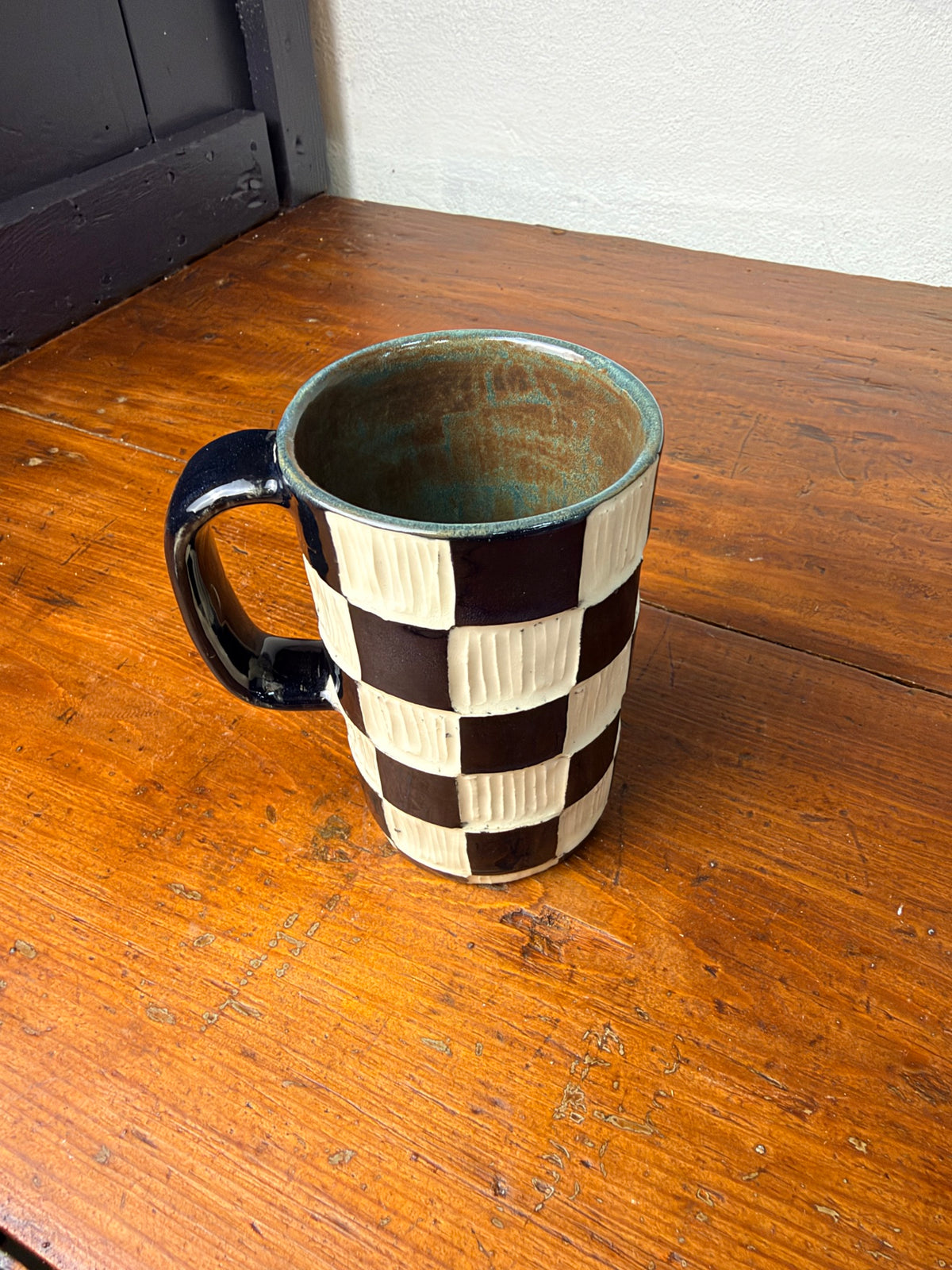 Checkered Carved Mug - Matcha Gloss - 10 oz