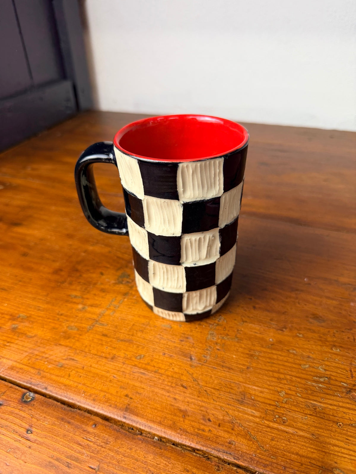 Checkered Carved Mug - Red - 12 oz