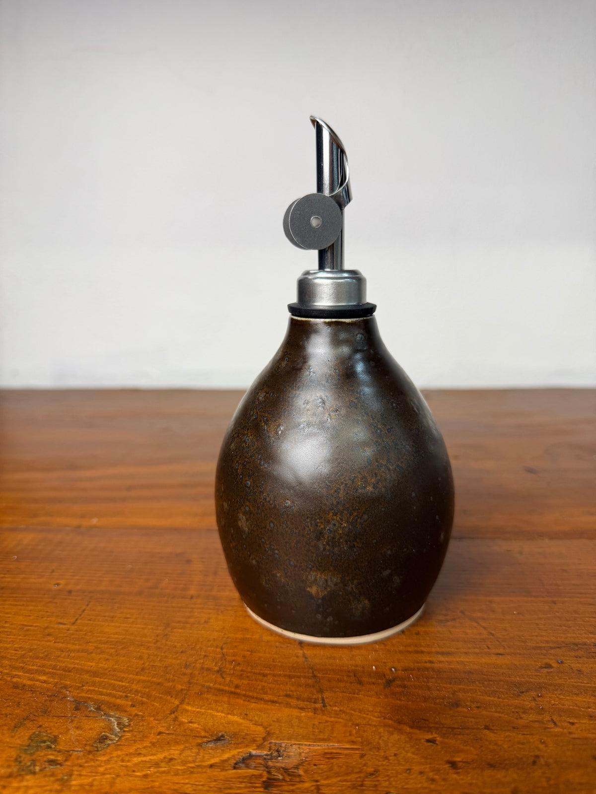 Oil Jar – Black Timber