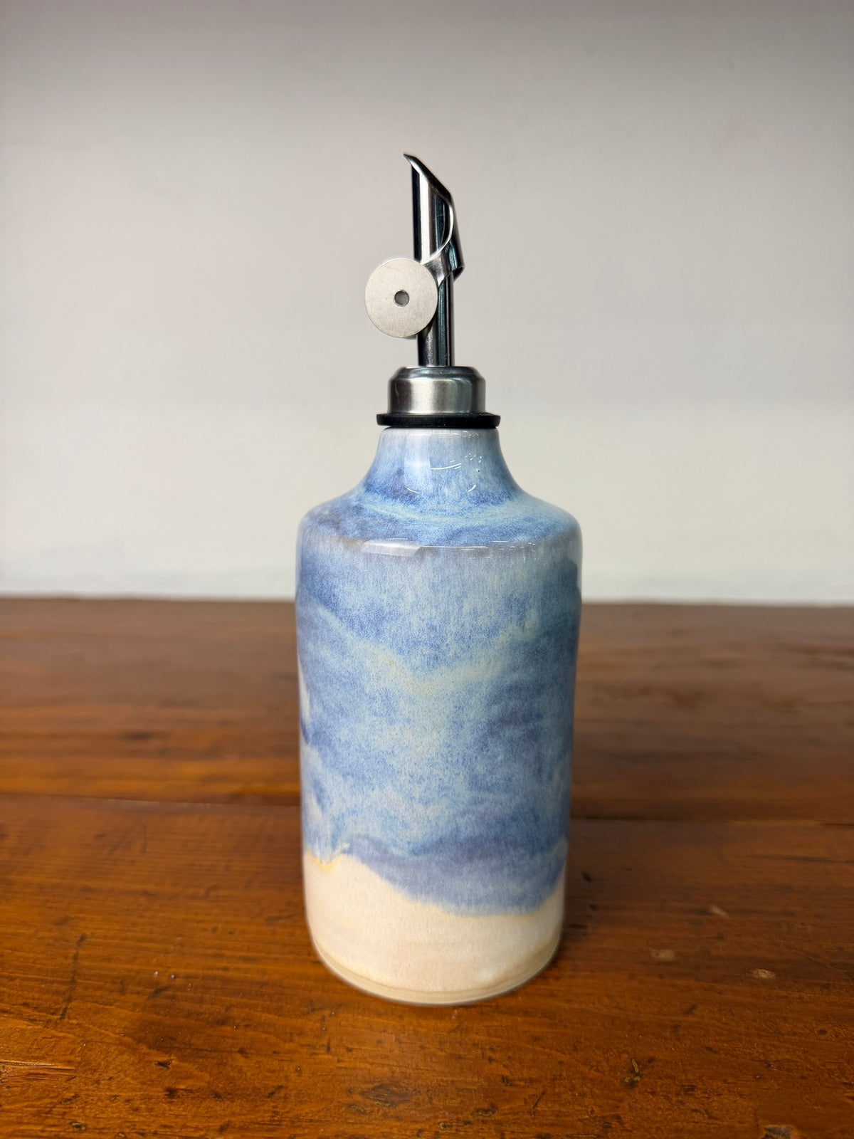 Oil Jar – Blue & Cream B
