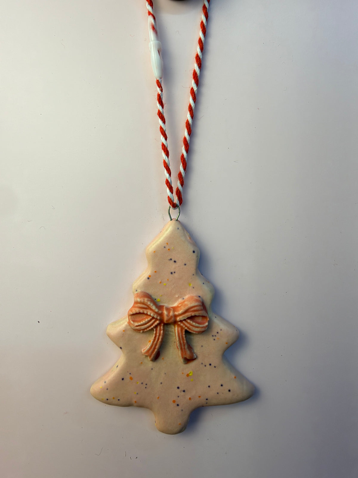 Pink Speckle – Pink Bow Ornament A