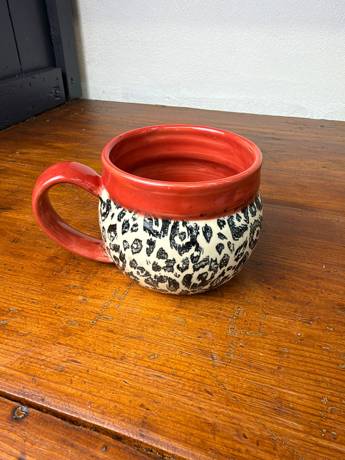 Red Leopard Mug - 18 oz