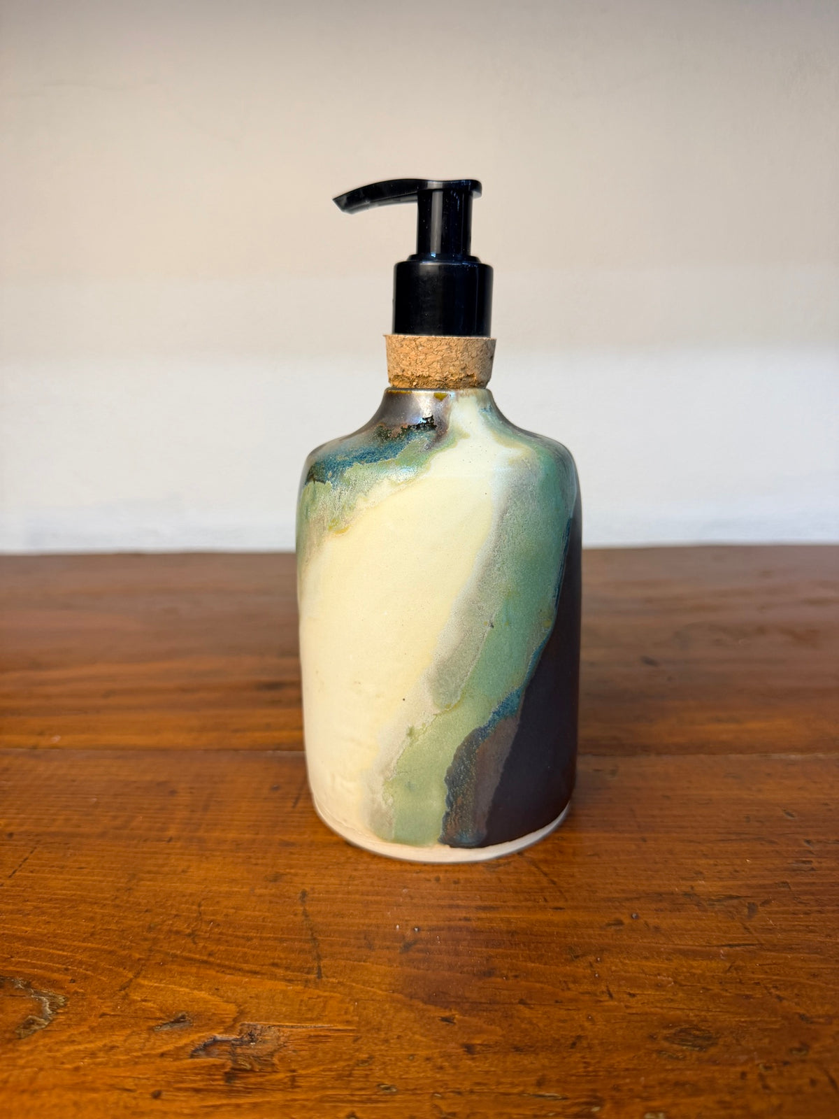 Soap Bottle – Black Cream Green A